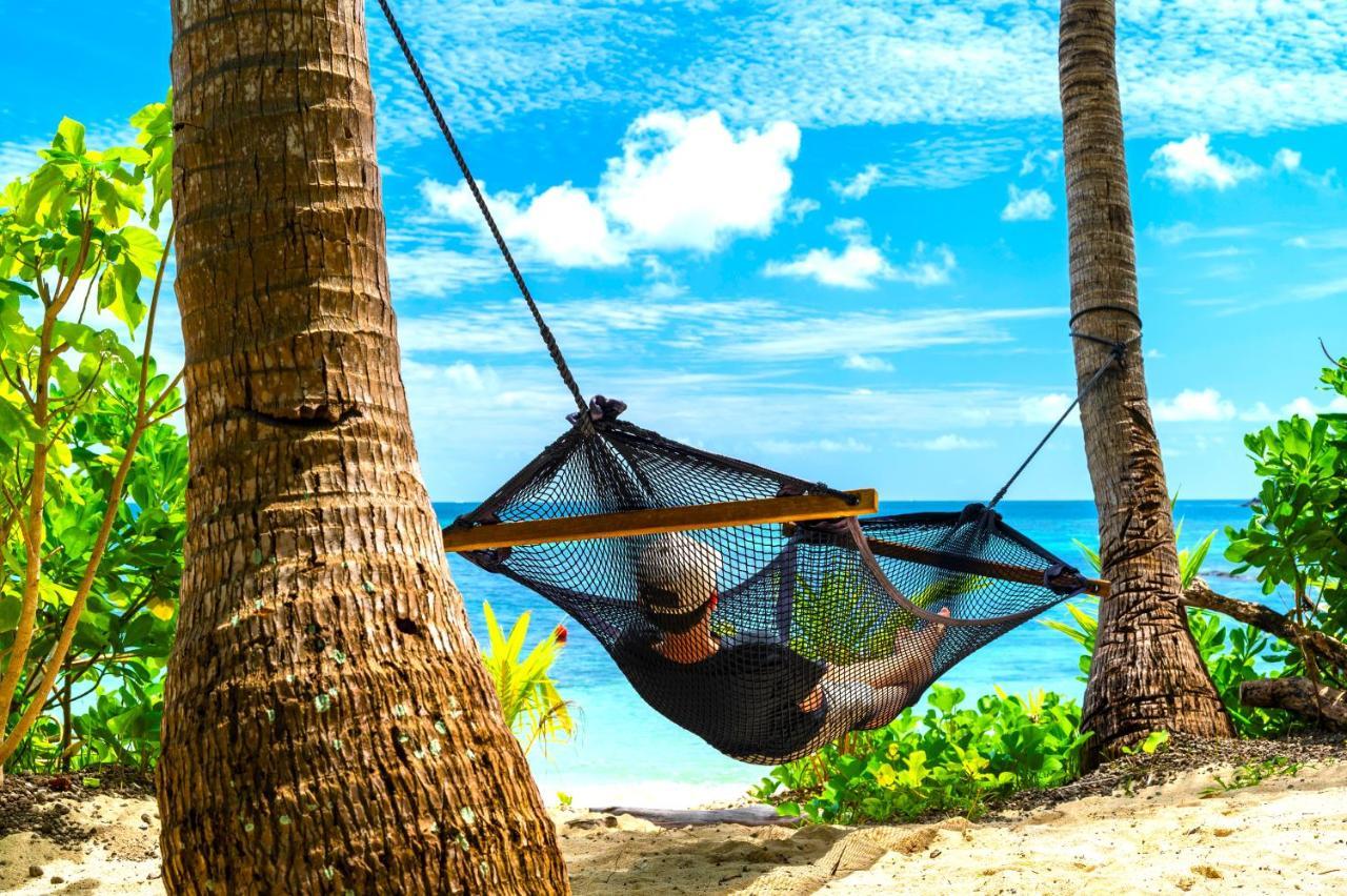 Barefoot Manta Island Resort Drawaqa Island Екстериор снимка