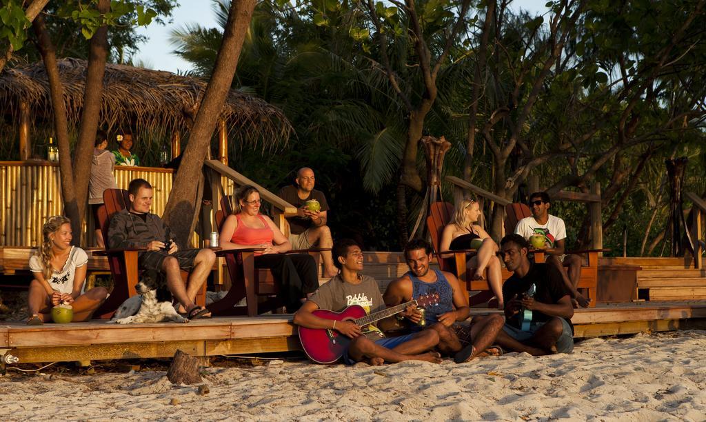 Barefoot Manta Island Resort Drawaqa Island Екстериор снимка