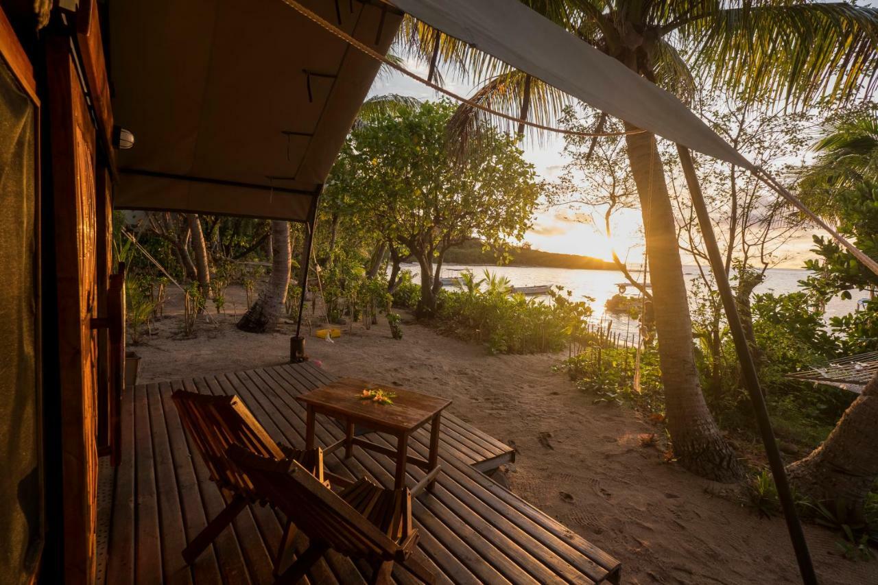 Barefoot Manta Island Resort Drawaqa Island Екстериор снимка