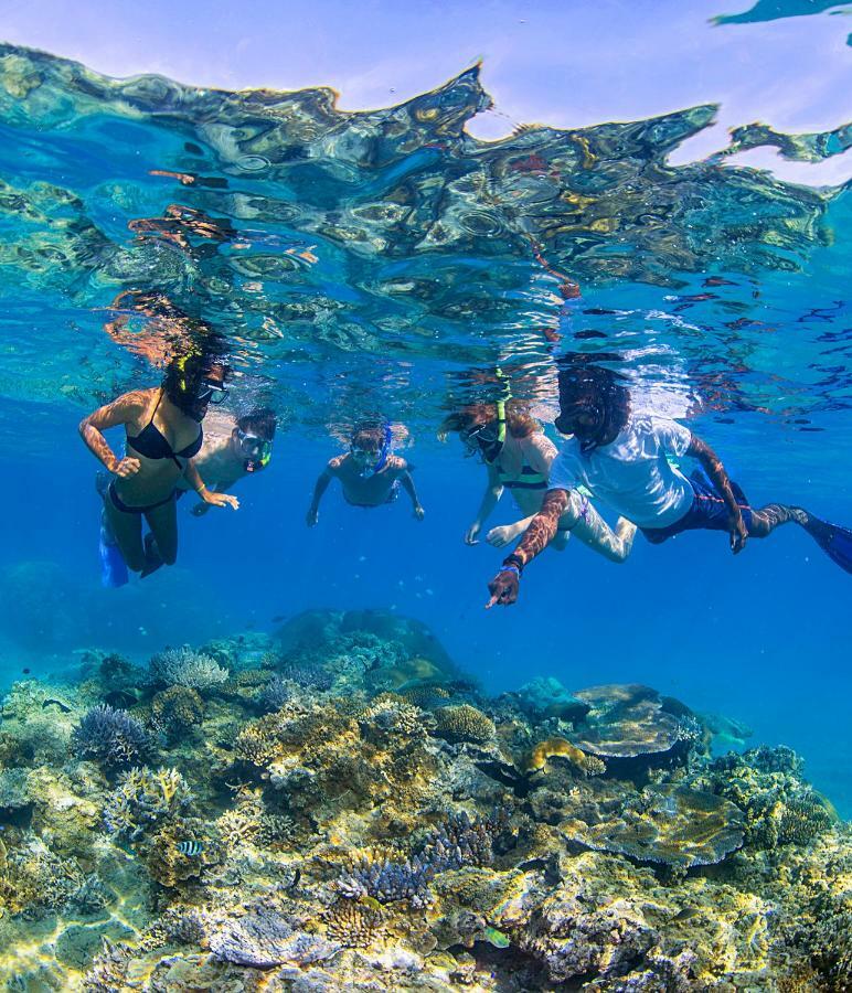 Barefoot Manta Island Resort Drawaqa Island Екстериор снимка